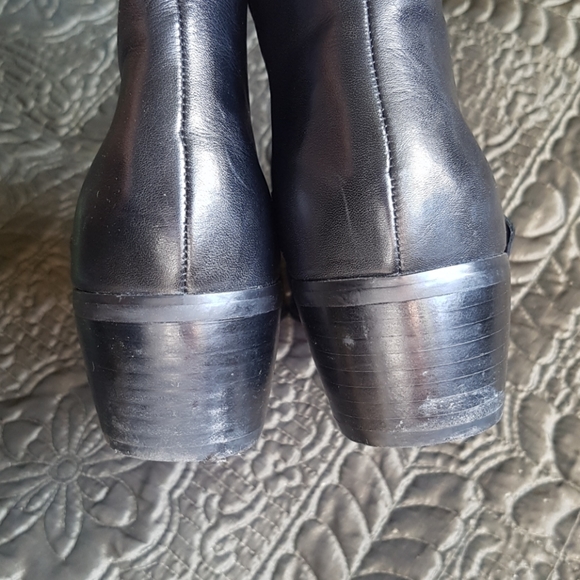 Marc Fisher ankle boots - Picture 4 of 5
